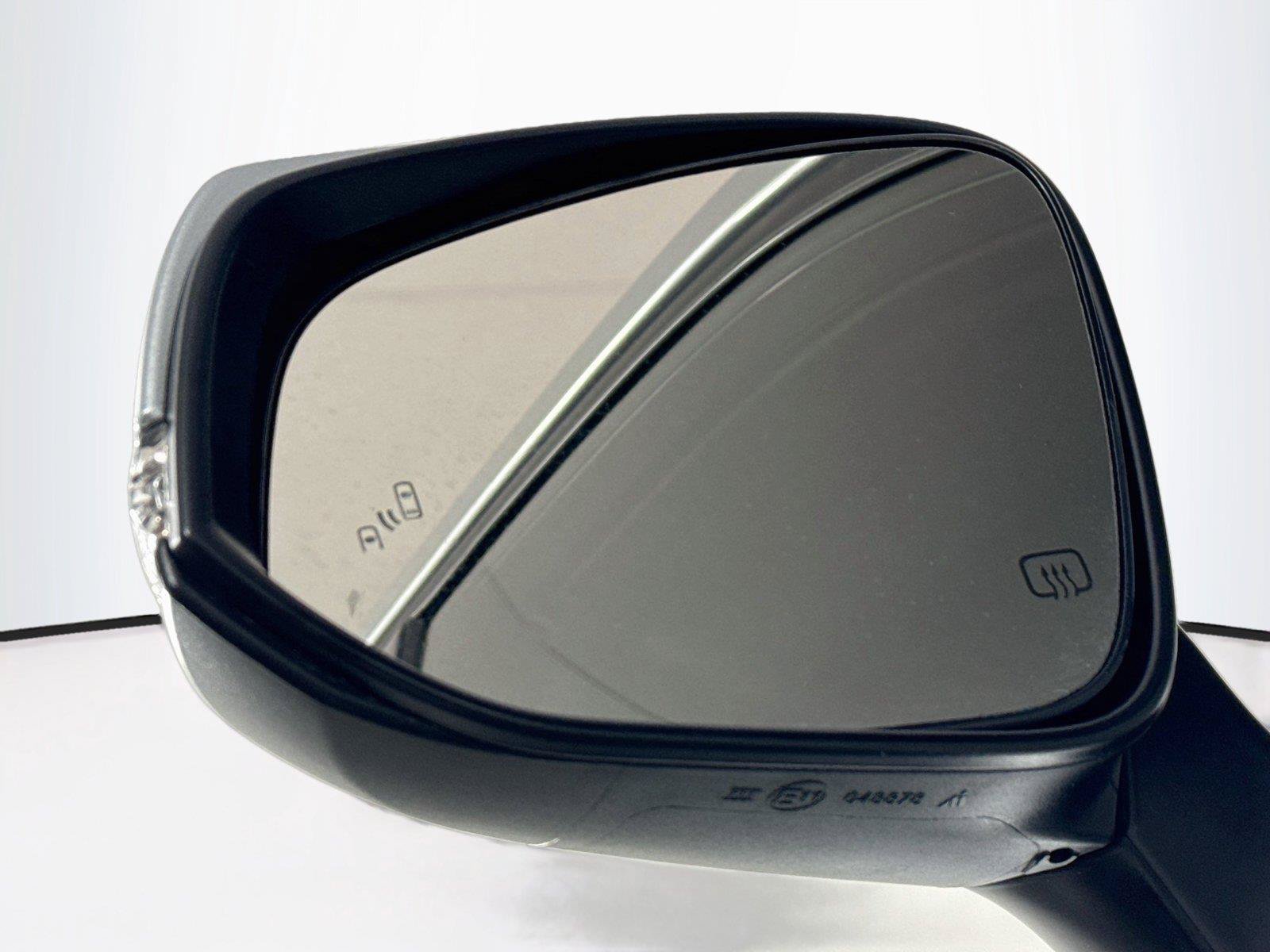 Certified 2025 Toyota Grand Highlander FWD image 5