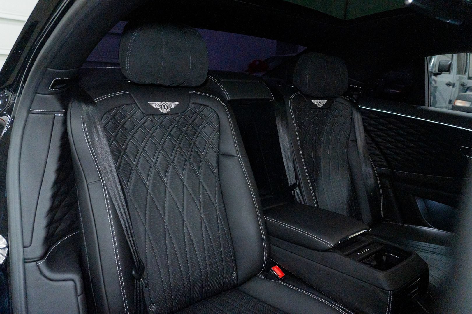 Used 2021 Bentley Flying Spur V8 AWD/4WD image 62