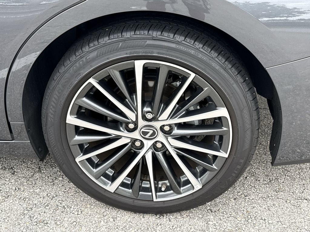 Used 2025 Lexus ES 350 w/ Premium Package FWD image 31