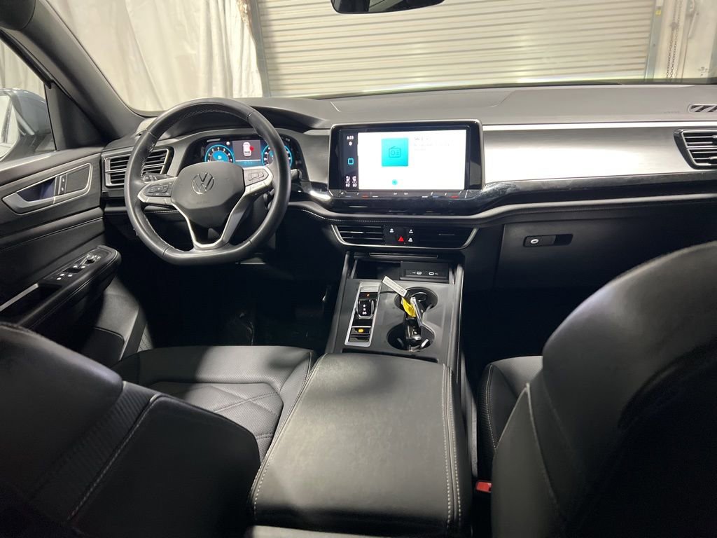 Used 2024 Volkswagen Atlas Cross Sport SE image 15