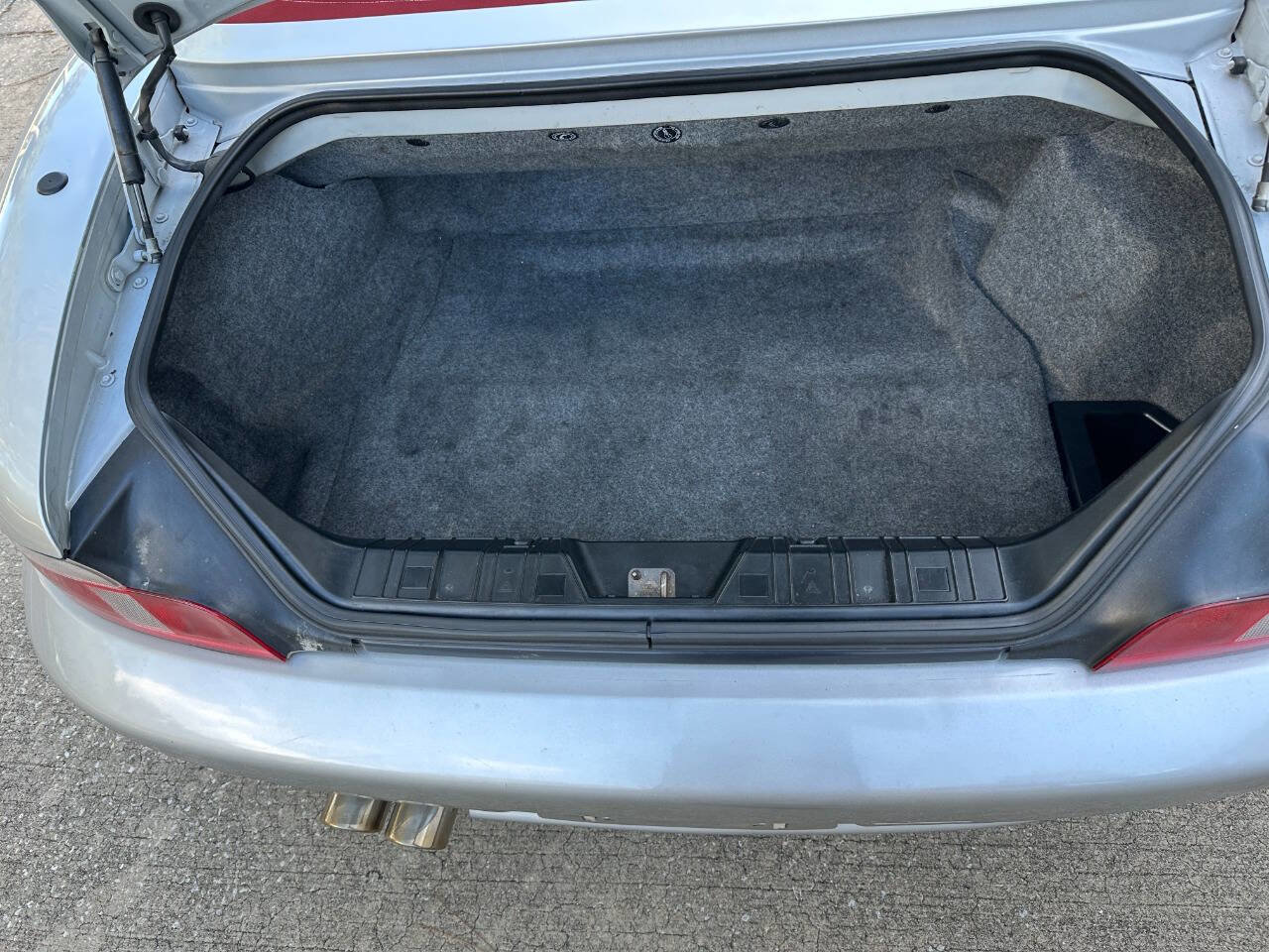 Used 2002 BMW Z3 2.5i image 16