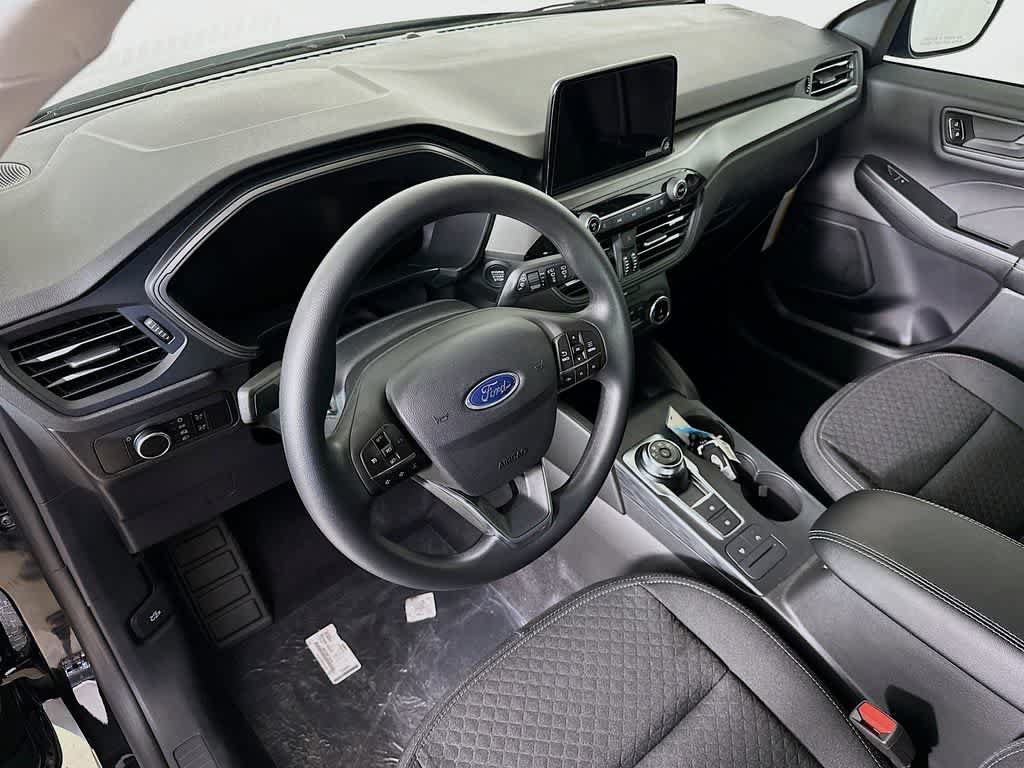 New 2026 Ford Escape Active FWD image 2