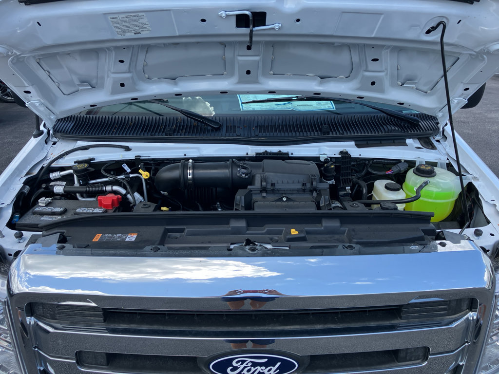 New 2026 Ford E-350 and Econoline 350 Super Duty w/ Power Equipment Group image 37
