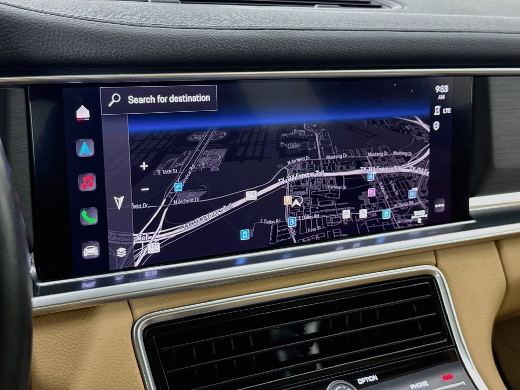 Certified 2023 Porsche Panamera image 19