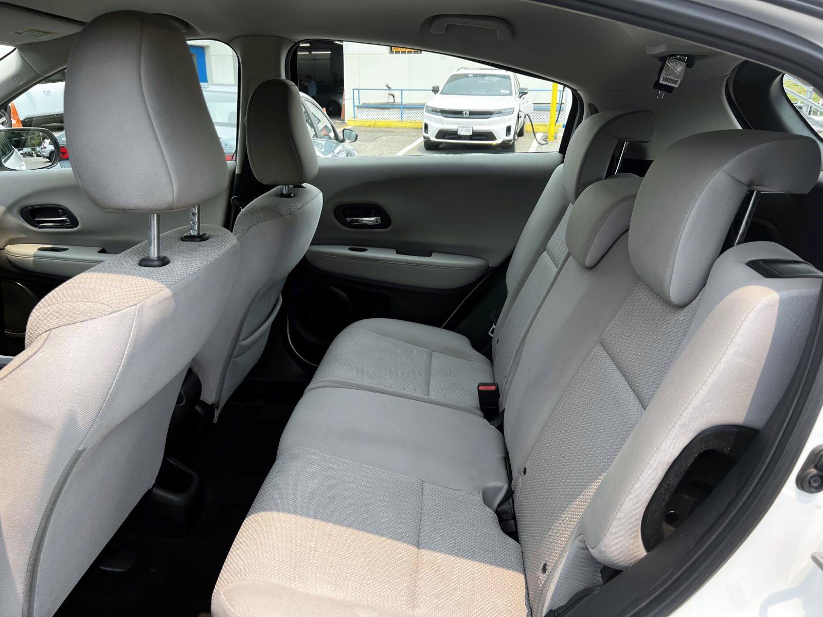 Certified 2018 Honda HR-V LX image 10