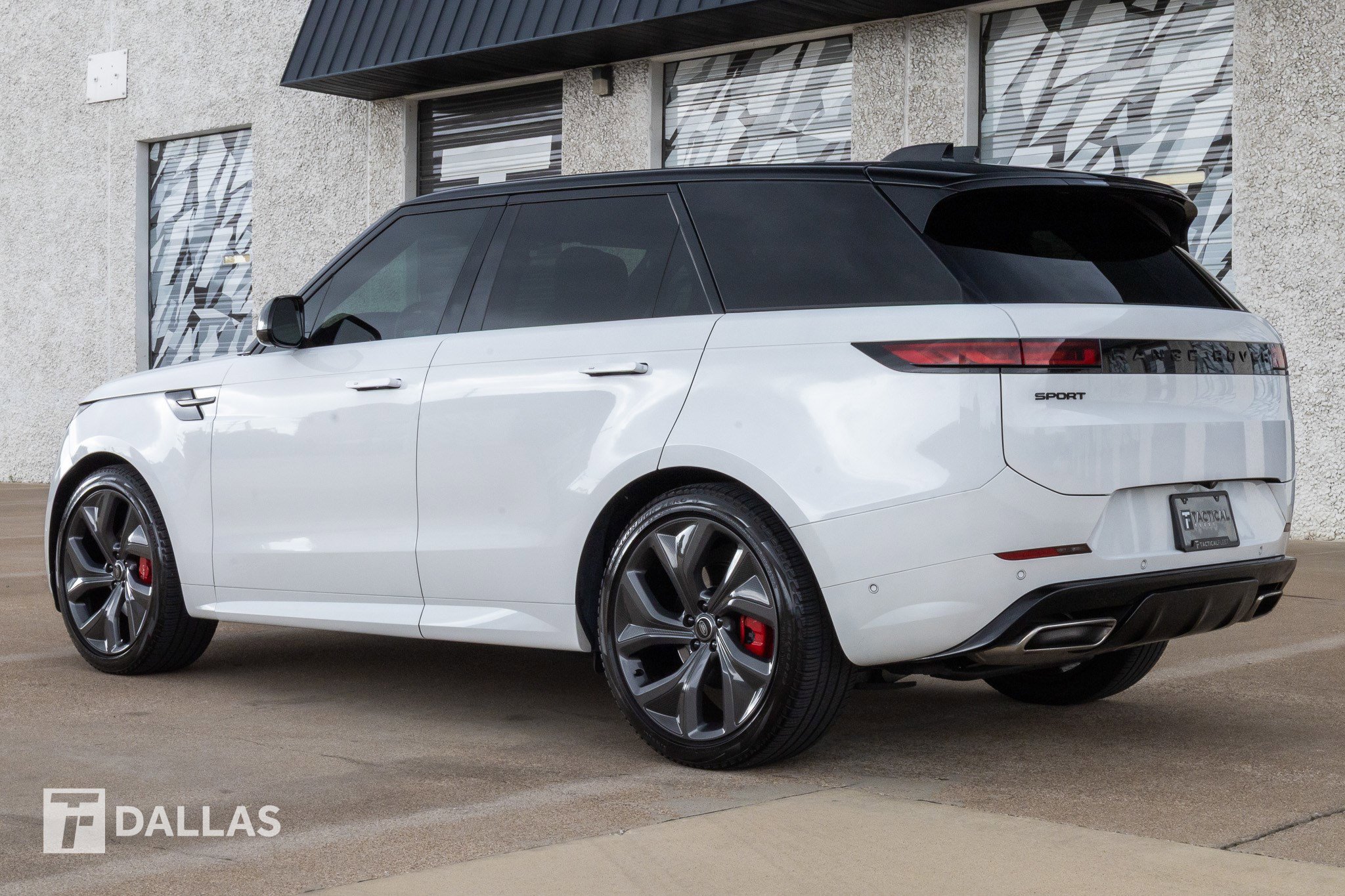 Used 2024 Land Rover Range Rover Sport Dynamic SE image 10