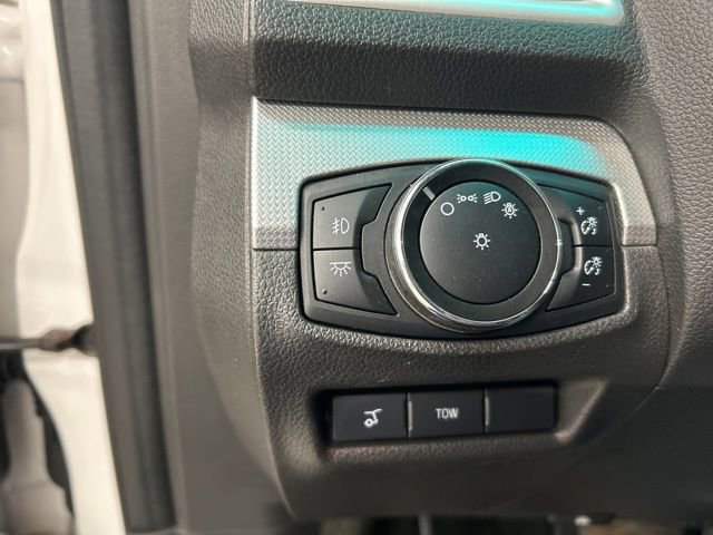 Used 2014 Ford Explorer XLT w/ Equipment Group 202A image 15