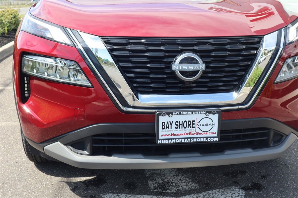 Certified 2023 Nissan Rogue SV w/ SV Premium B Package image 4