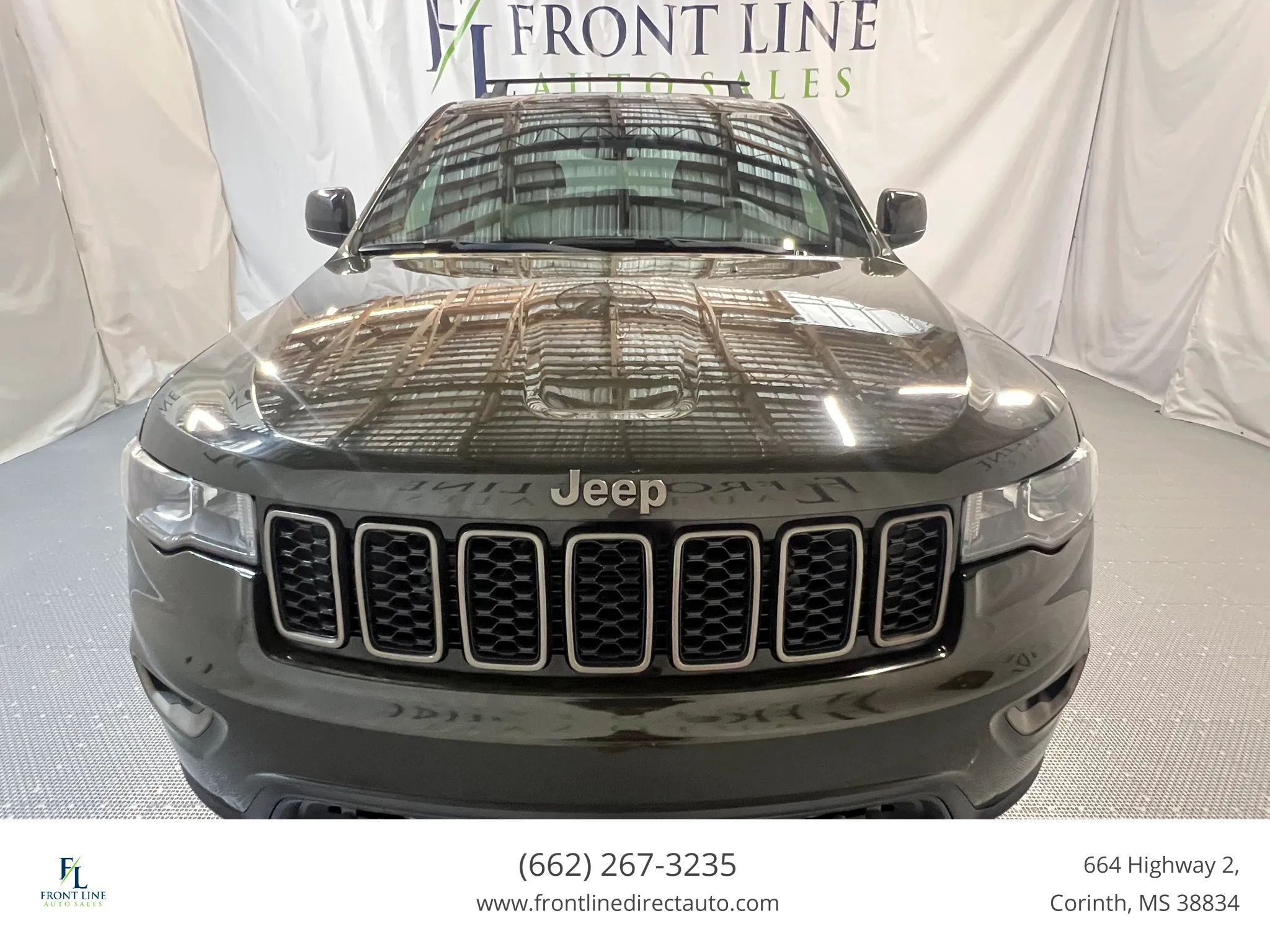 Used 2016 Jeep Grand Cherokee Laredo 75th Anniversary AWD/4WD image 2