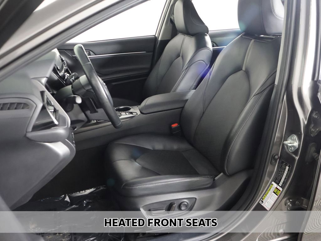Used 2023 Toyota Camry XSE FWD image 5