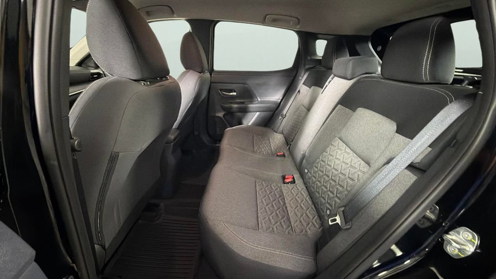 Used 2026 Nissan Kicks SV FWD image 26