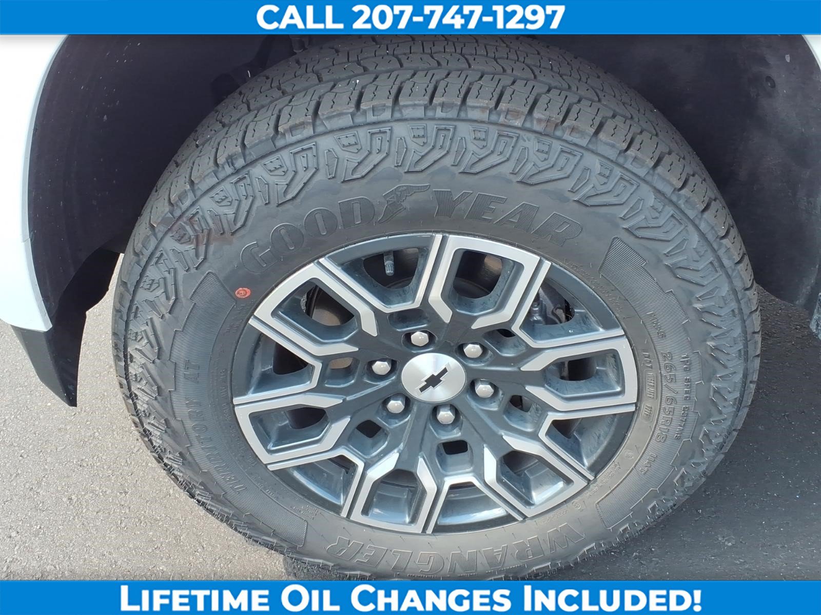 Used 2026 Chevrolet Colorado Z71 w/ Technology Package AWD/4WD image 9