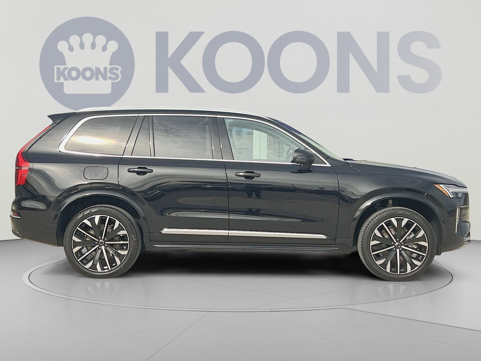 New 2026 Volvo XC90 B5 Plus w/ Protection Package AWD/4WD image 17