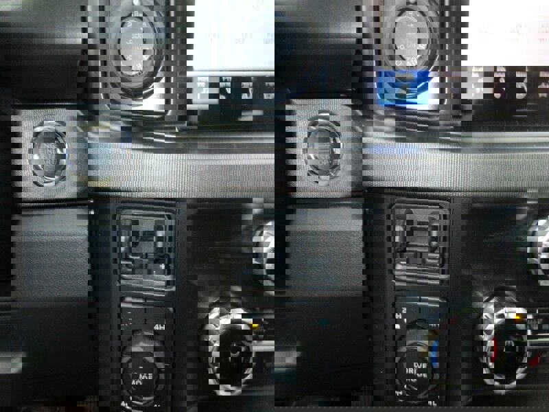 New 2026 Ford F250 Platinum image 30