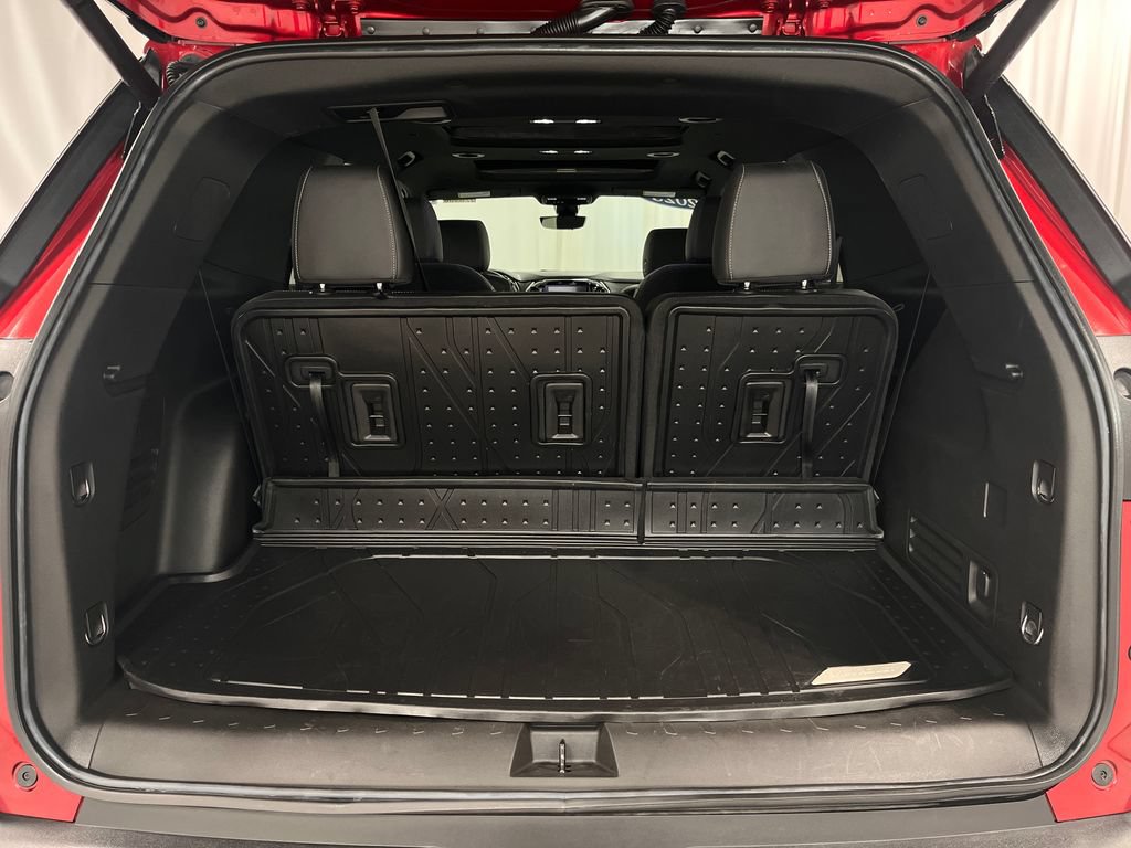 Used 2023 Chevrolet Traverse LT w/ LT Premium Package AWD/4WD image 28