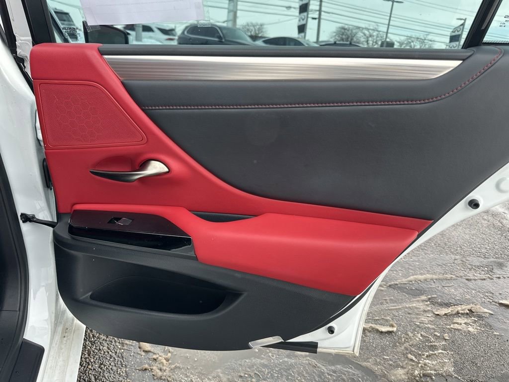 Used 2022 Lexus ES 300h F Sport w/ Accessory Package image 29