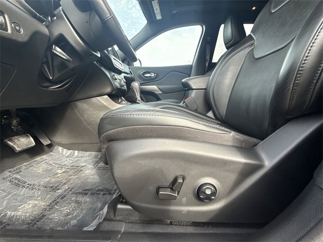 Used 2021 Jeep Cherokee Latitude Lux 80th Anniv w/ Quick Order Package 26U 80TH image 12