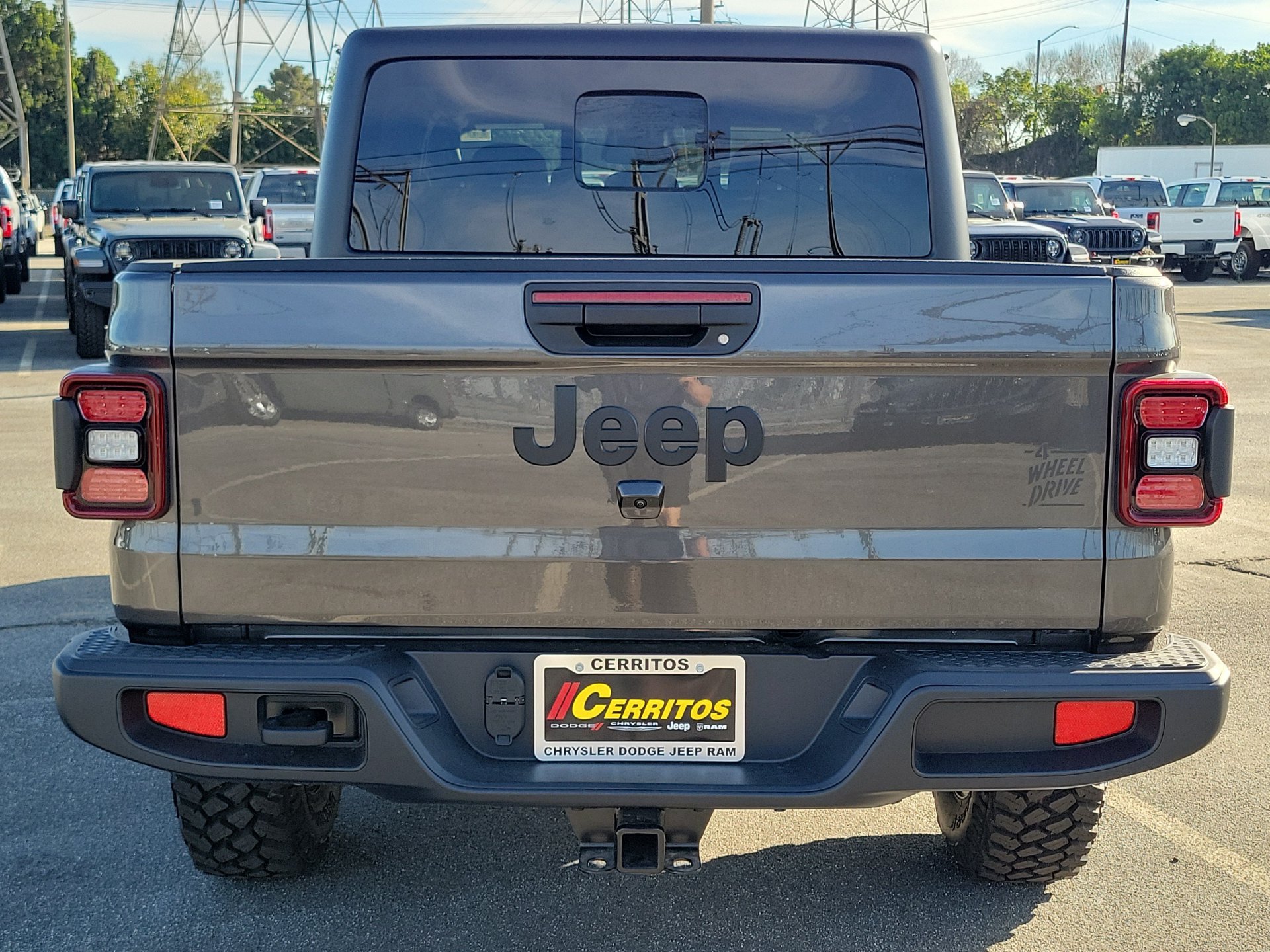 New 2026 Jeep Gladiator Sport AWD/4WD image 18