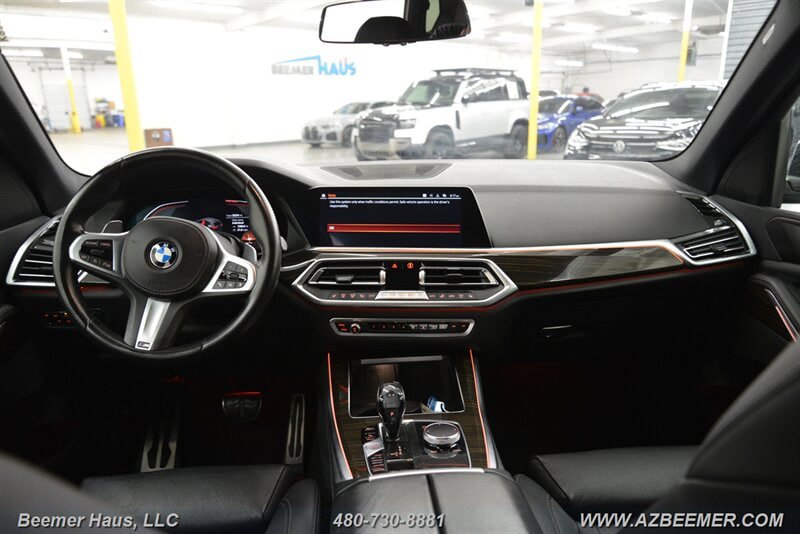 Used 2019 BMW X5 xDrive40i w/ M Sport Package AWD/4WD image 23