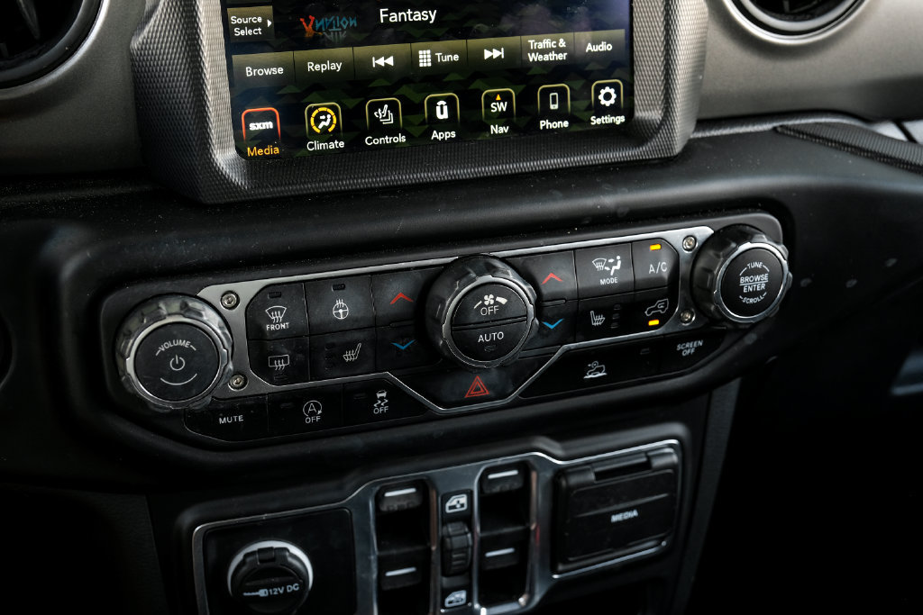 Used 2023 Jeep Wrangler Unlimited Sport AWD/4WD image 36