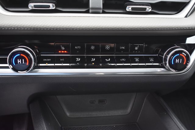 New 2026 Chevrolet Equinox LT w/ Convenience Package II image 27