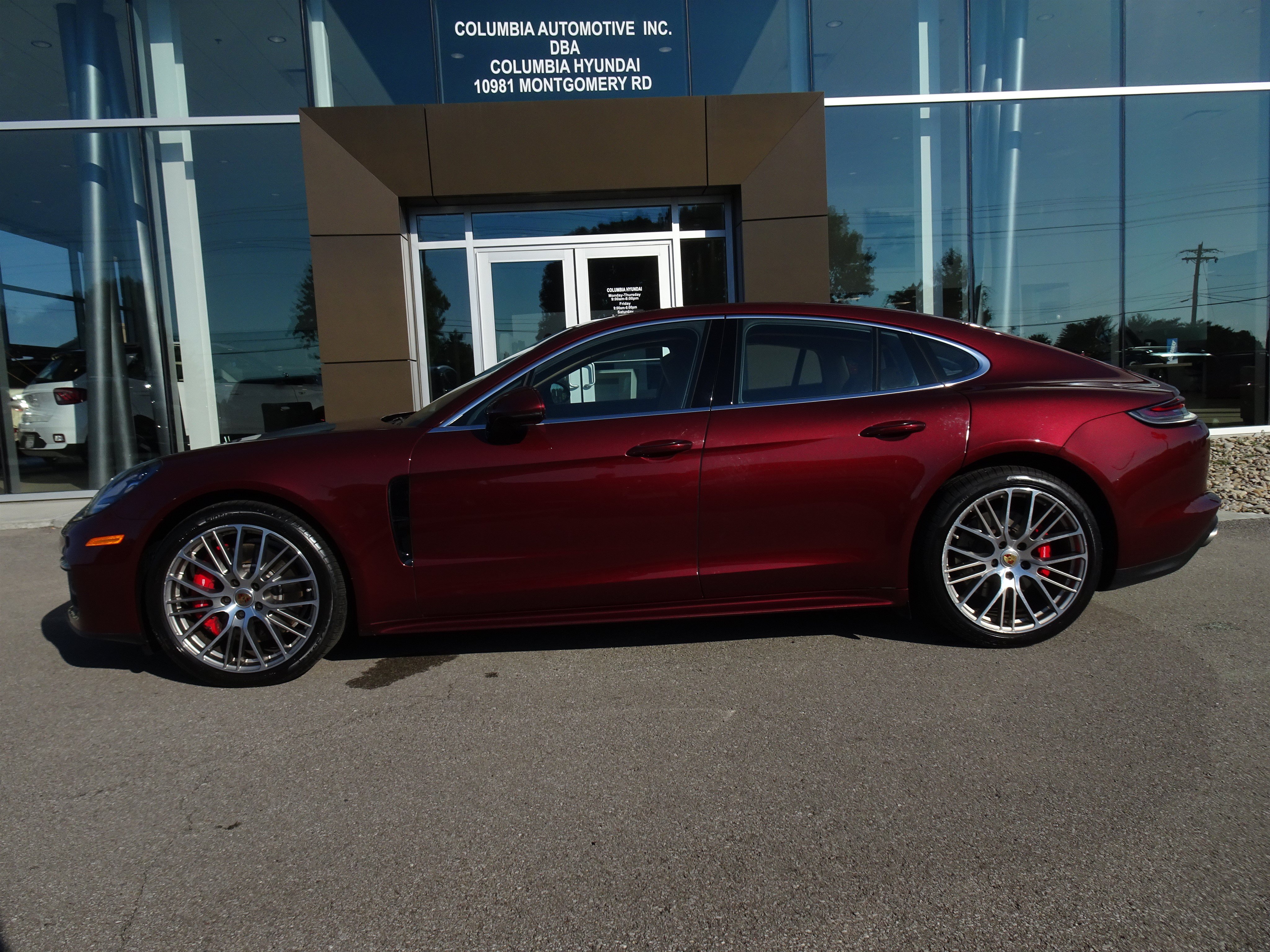 Used 2021 Porsche Panamera 4S AWD/4WD image 2
