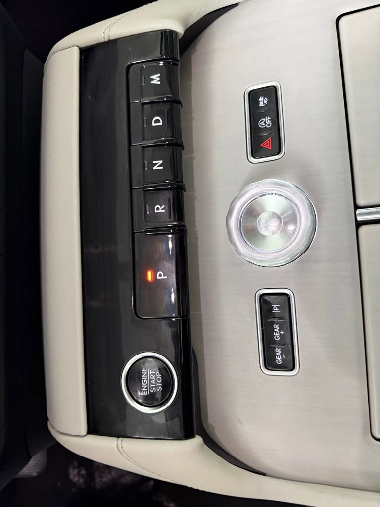 New 2025 Lincoln Navigator Reserve image 34