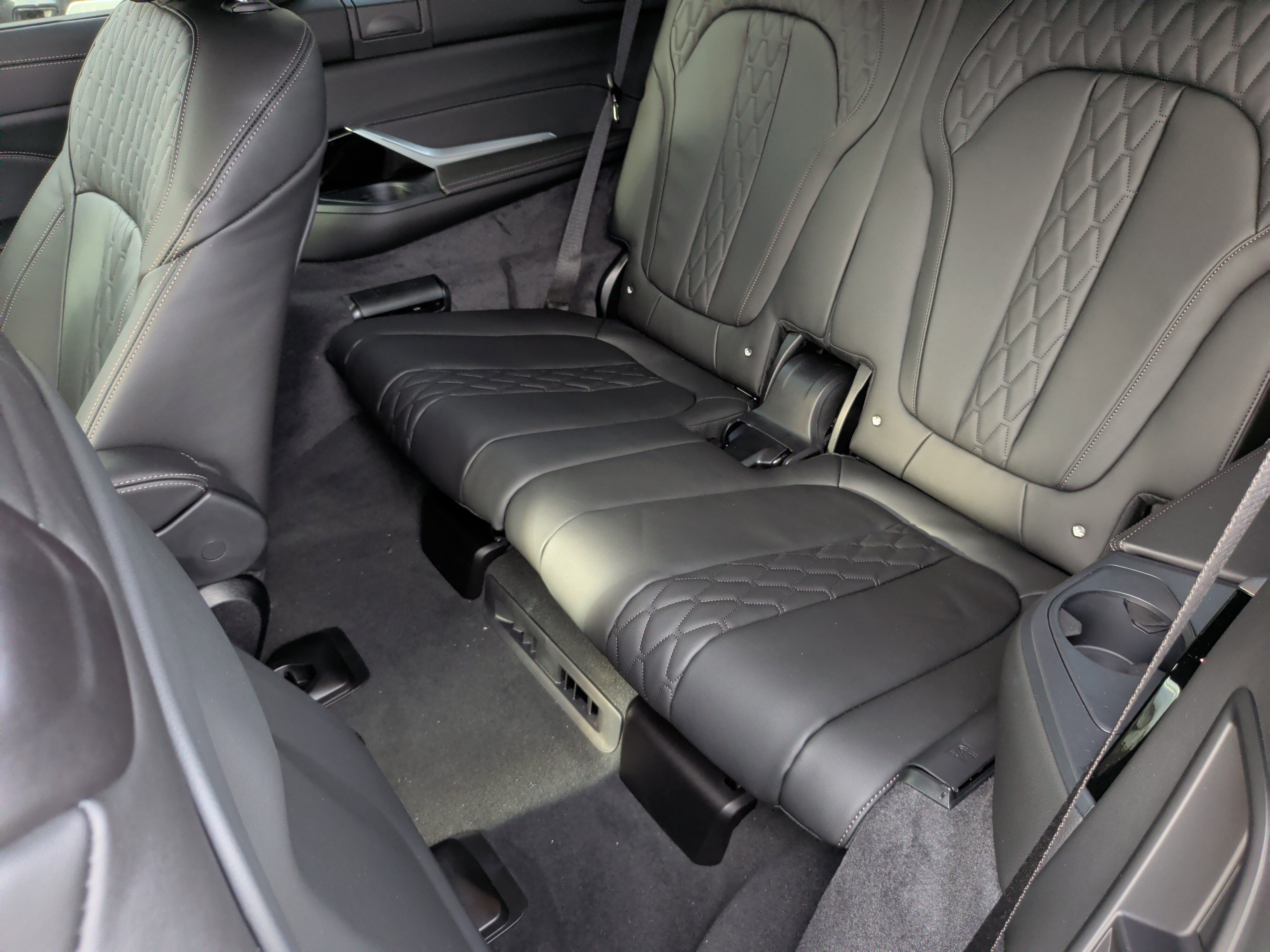 Certified 2026 BMW X7 xDrive40i w/ Executive Package image 37