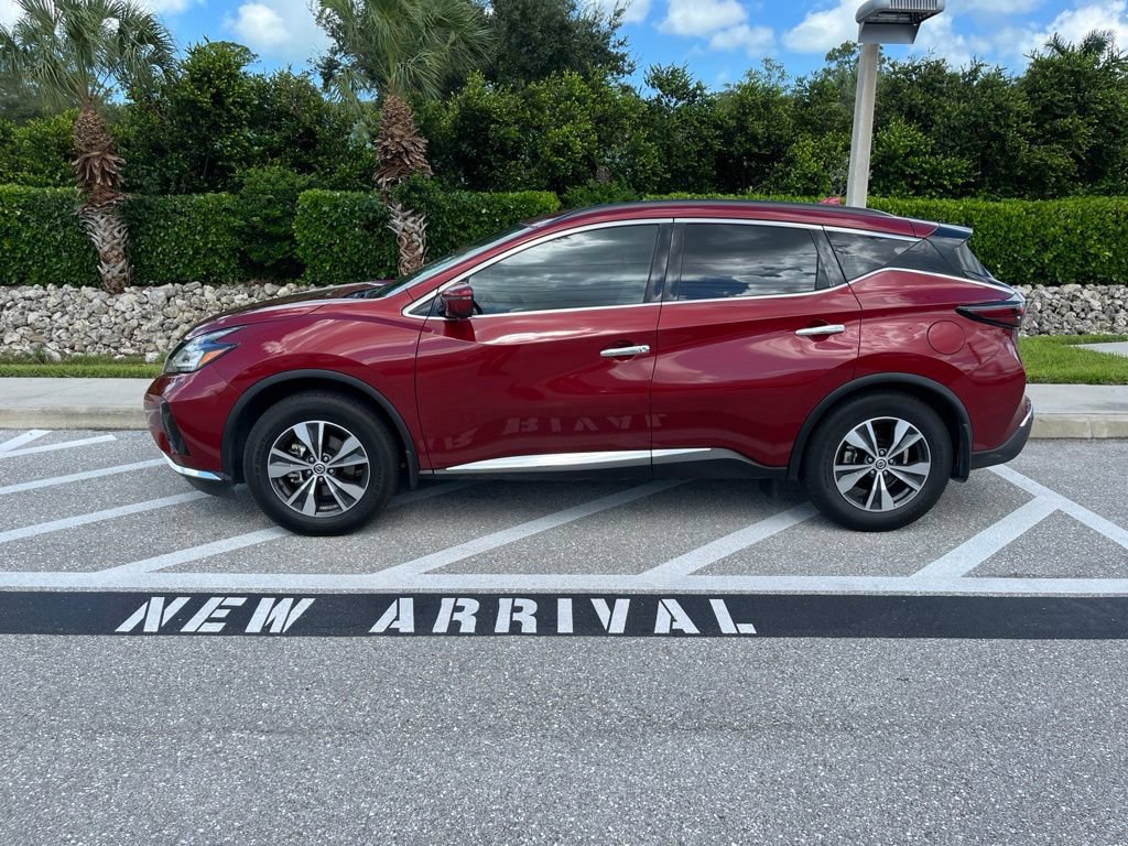 Used 2020 Nissan Murano SV FWD image 2