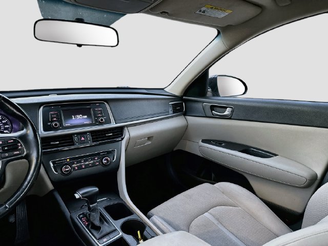 Used 2017 Kia Optima LX FWD image 22