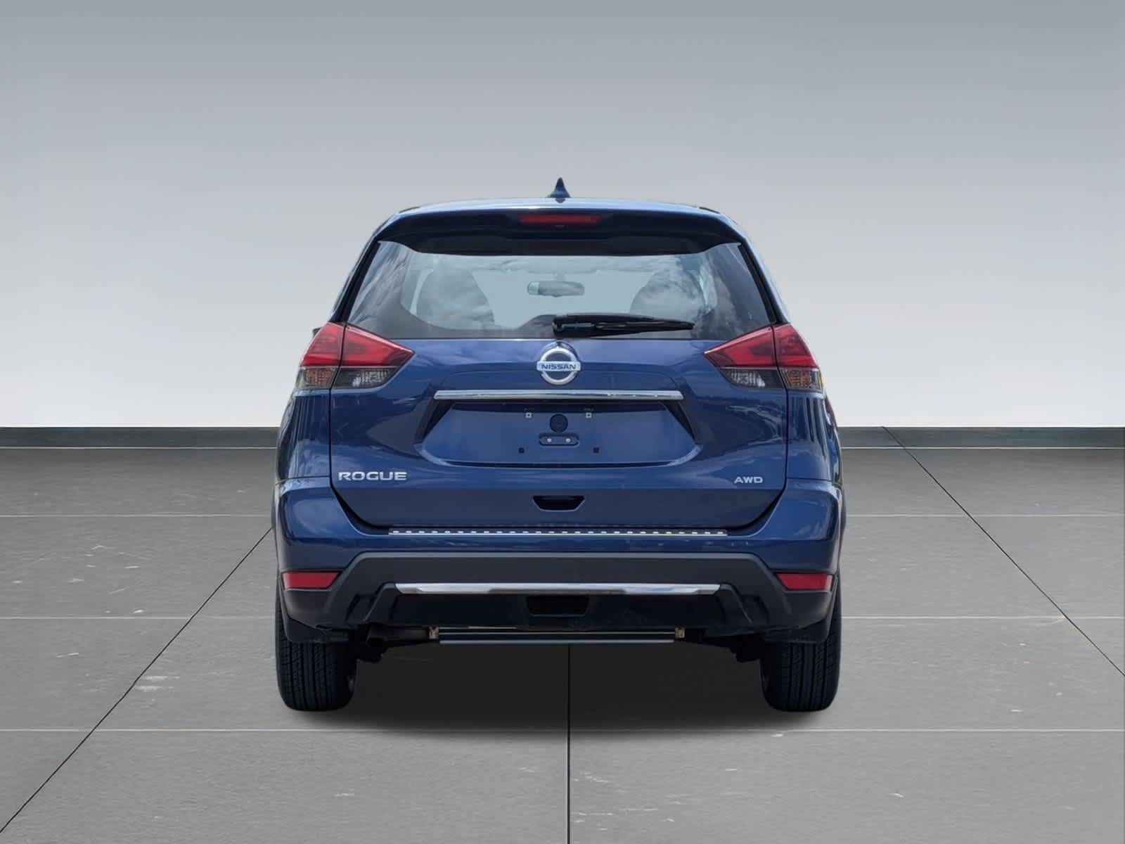 Used 2018 Nissan Rogue S AWD/4WD image 5