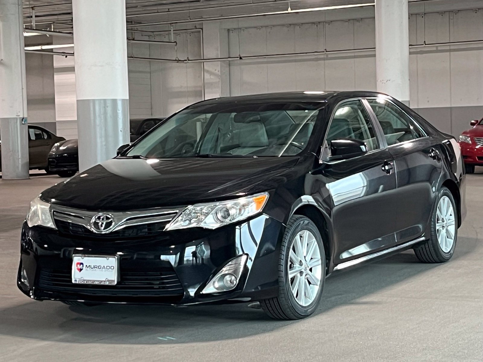 Used 2012 Toyota Camry XLE w/ Leather Pkg FWD image 4
