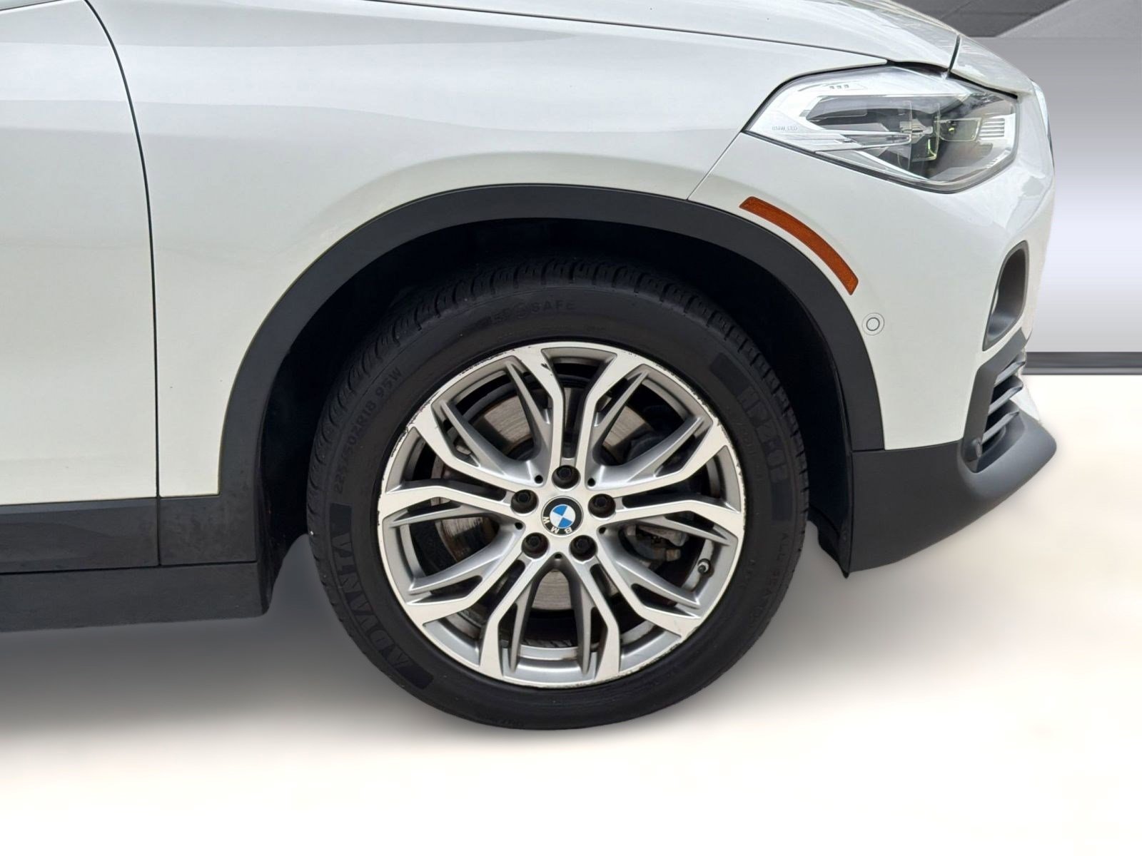 Used 2018 BMW X2 xDrive28i w/ Convenience Package AWD/4WD image 11