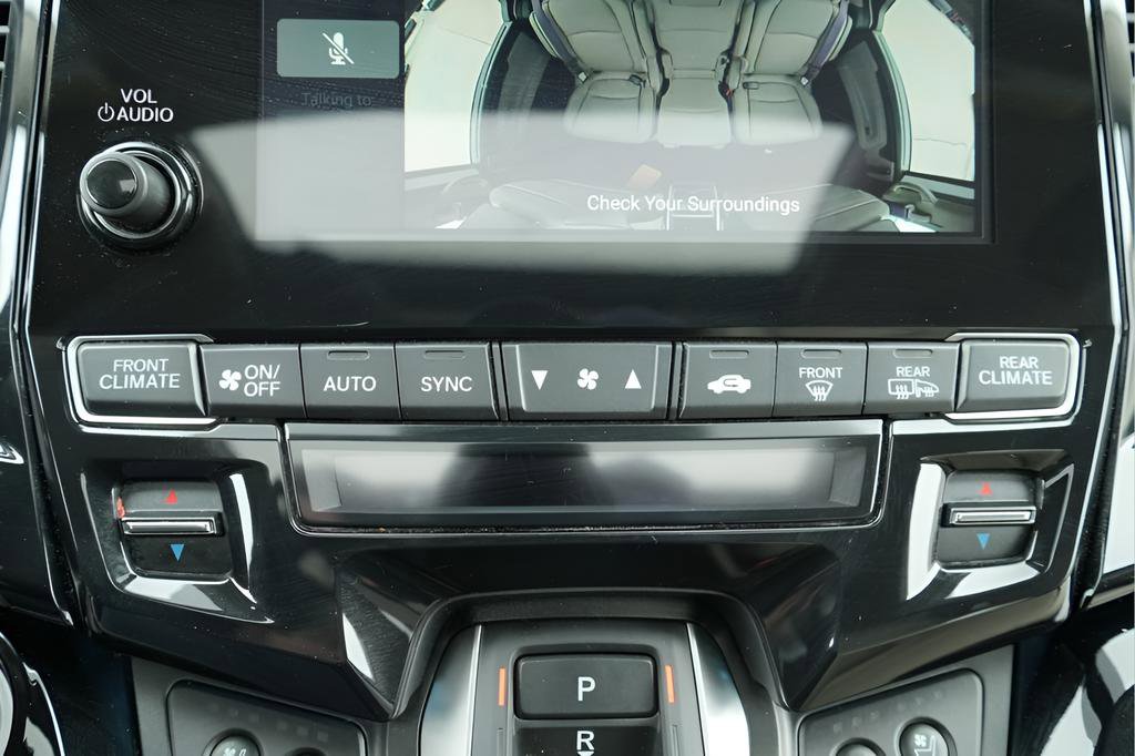 Used 2023 Honda Odyssey Elite image 40