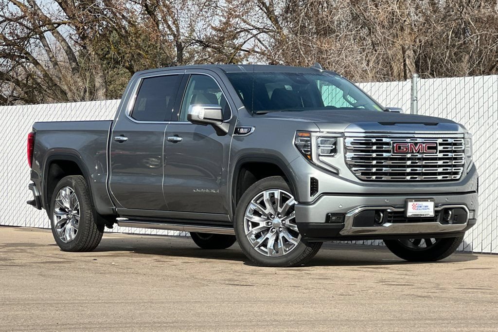 New 2026 GMC Sierra 1500 Denali w/ Denali Reserve Package AWD/4WD image 2