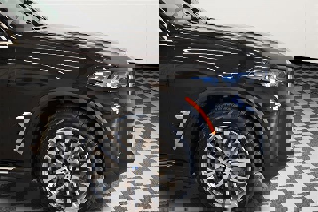 New 2026 BMW X5 xDrive50e w/ Premium Package image 13