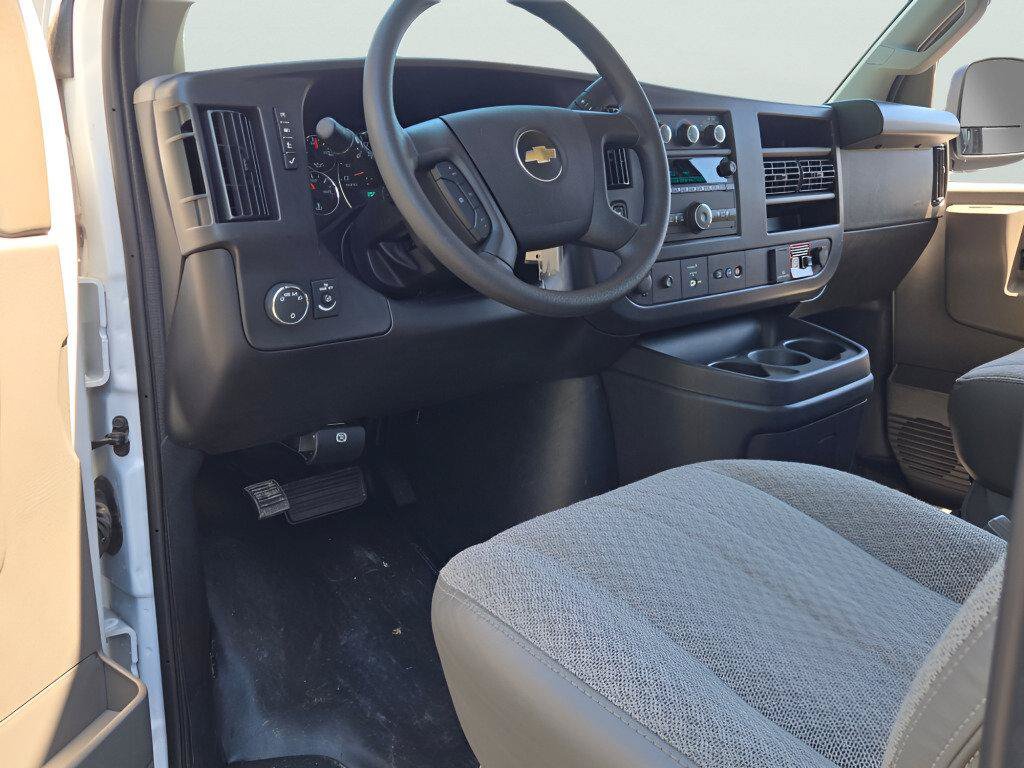 New 2026 Chevrolet Express 3500 w/ Power Convenience Package RWD image 22
