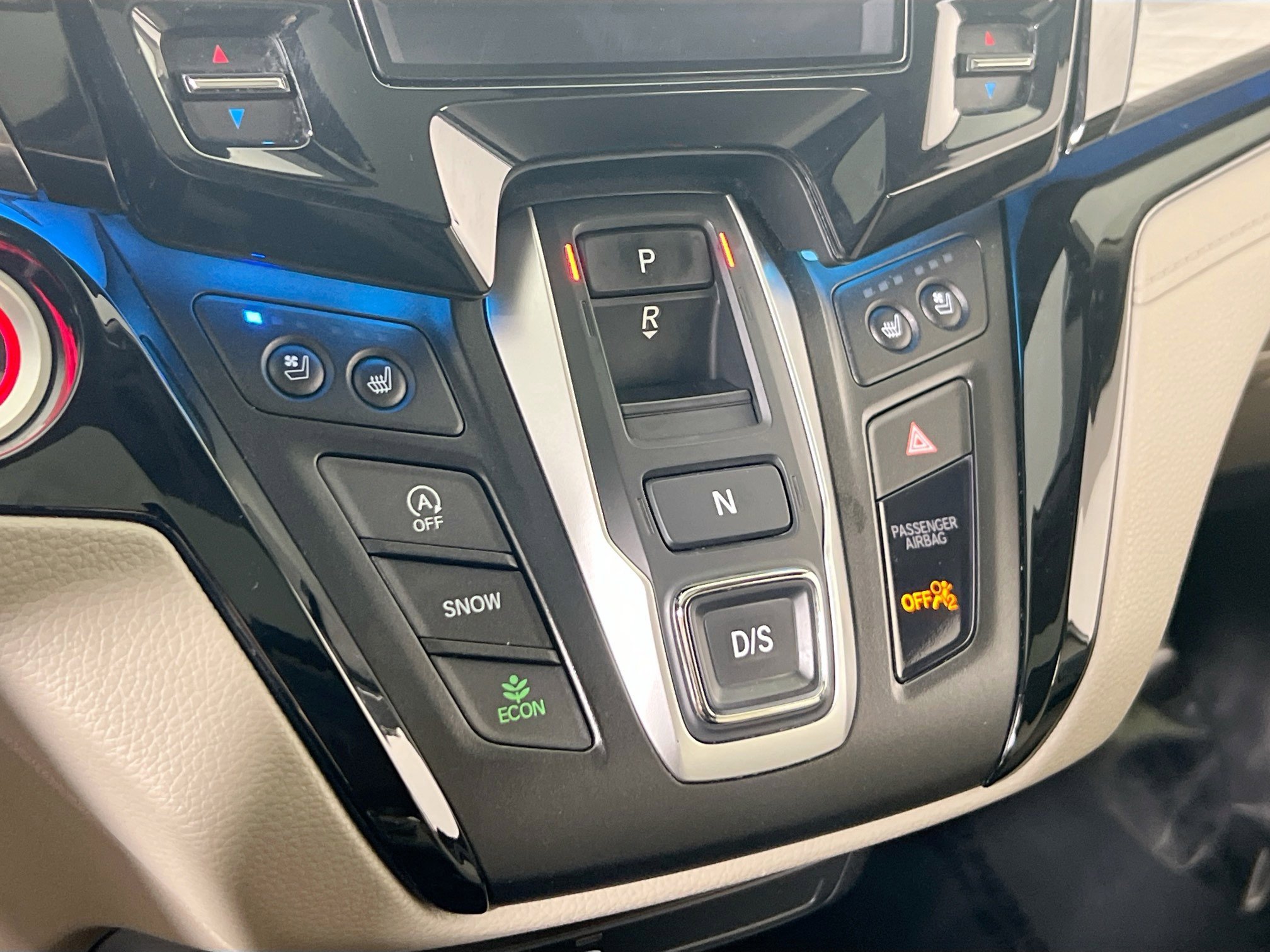 Used 2023 Honda Odyssey Elite image 17