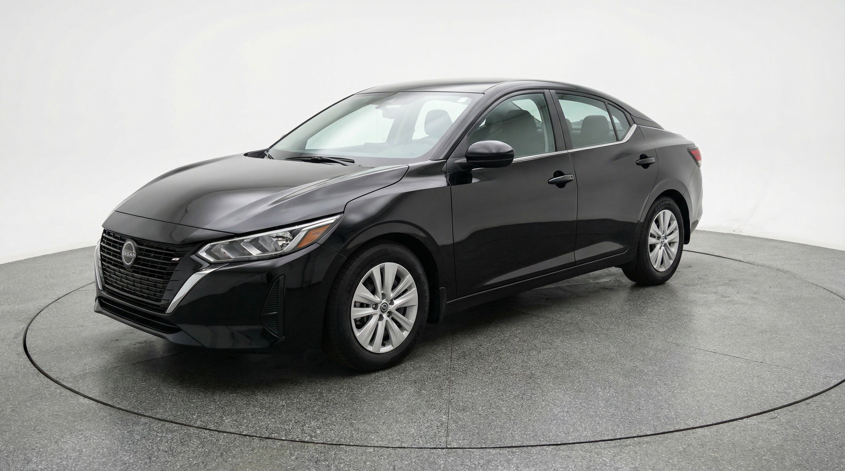 Used 2025 Nissan Sentra S image 3