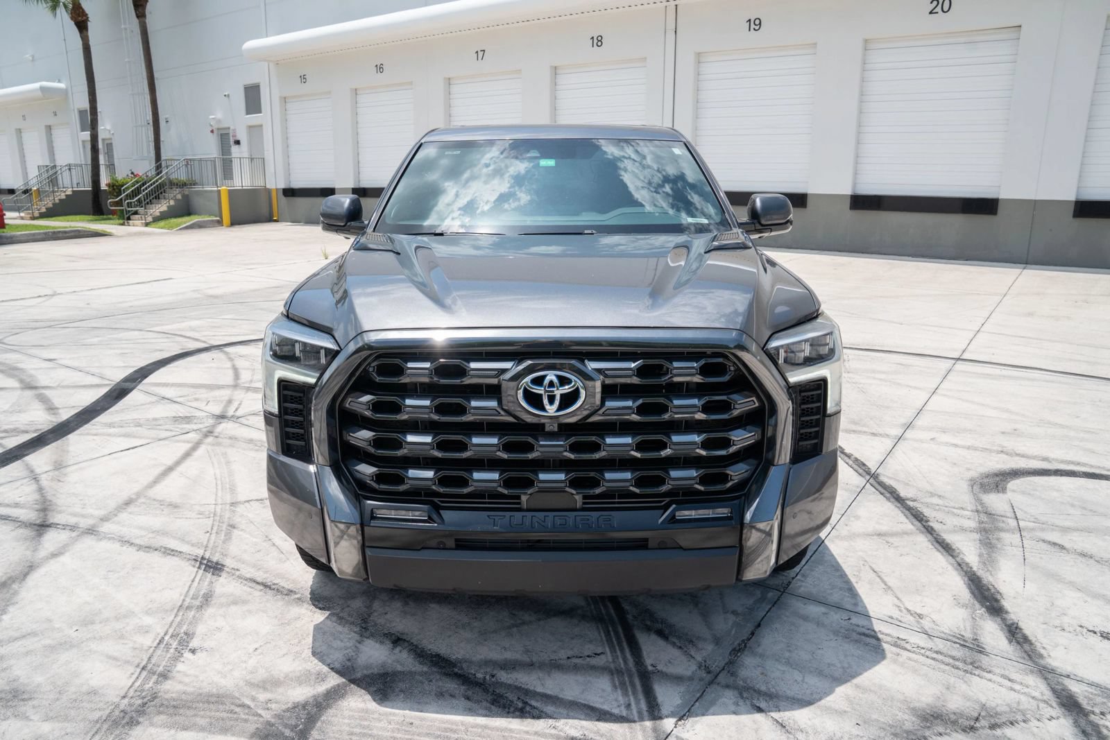 Used 2023 Toyota Tundra Platinum AWD/4WD image 16
