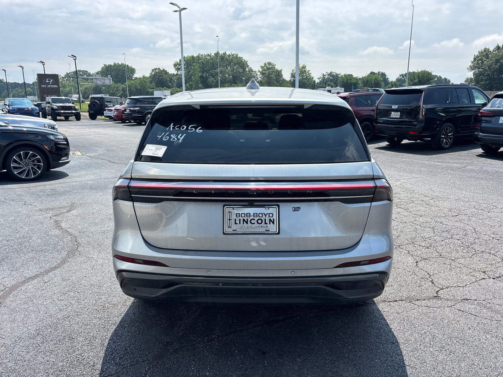 New 2025 Lincoln Nautilus Premier w/ Equipment Group 102A image 6