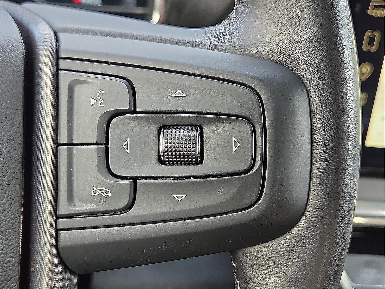 Used 2025 GMC Sierra 2500 Denali Ultimate w/ Max Trailering Package image 22