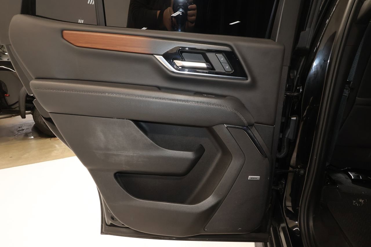 Certified 2025 GMC Yukon Denali image 21