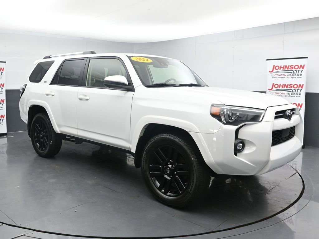 Used 2024 Toyota 4Runner SR5 image 2