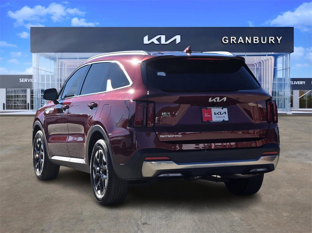 Certified 2025 Kia Sorento S image 5