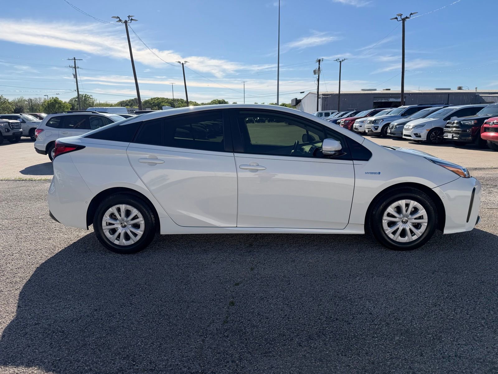 Used 2019 Toyota Prius LE image 8