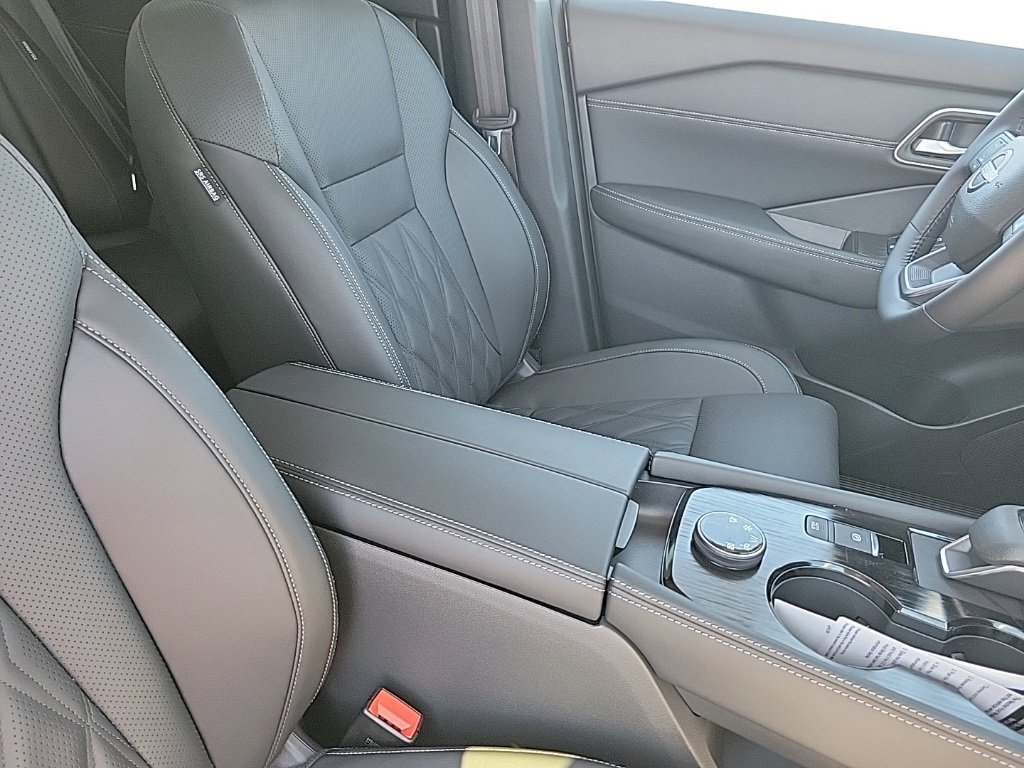 New 2026 Nissan Rogue Platinum w/ Platinum Premium Package image 45