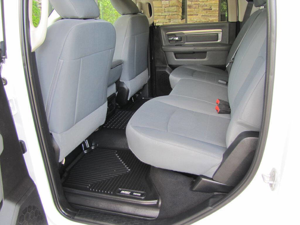 Used 2018 RAM 2500 SLT image 17