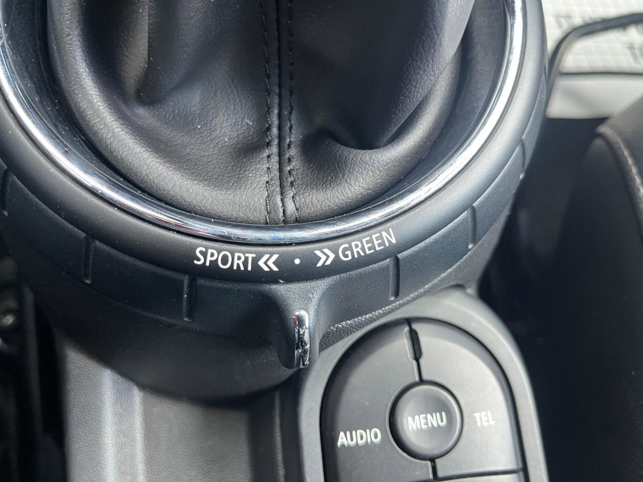 Used 2016 MINI Cooper S image 33