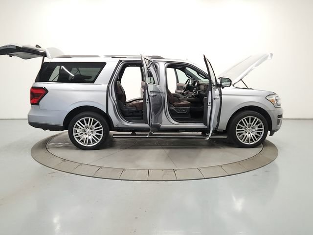 Used 2023 Ford Expedition Max Limited image 16